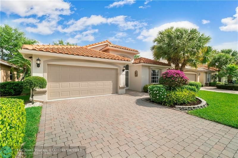 Property Photo:  7675 Trapani Lane  FL 33472 