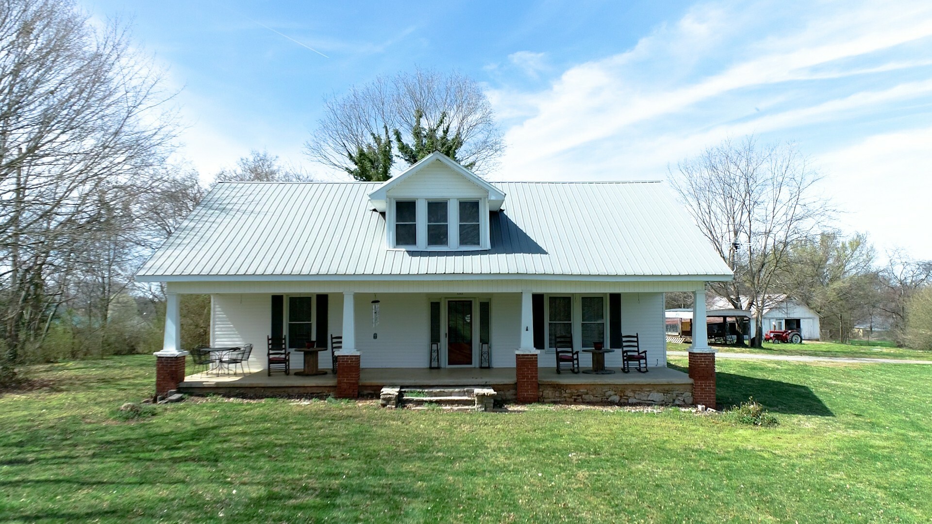 Property Photo:  725 Warner Bridge Rd  TN 37160 