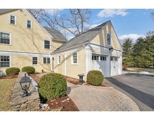 Property Photo: 164 Farmington Rd MA 01106