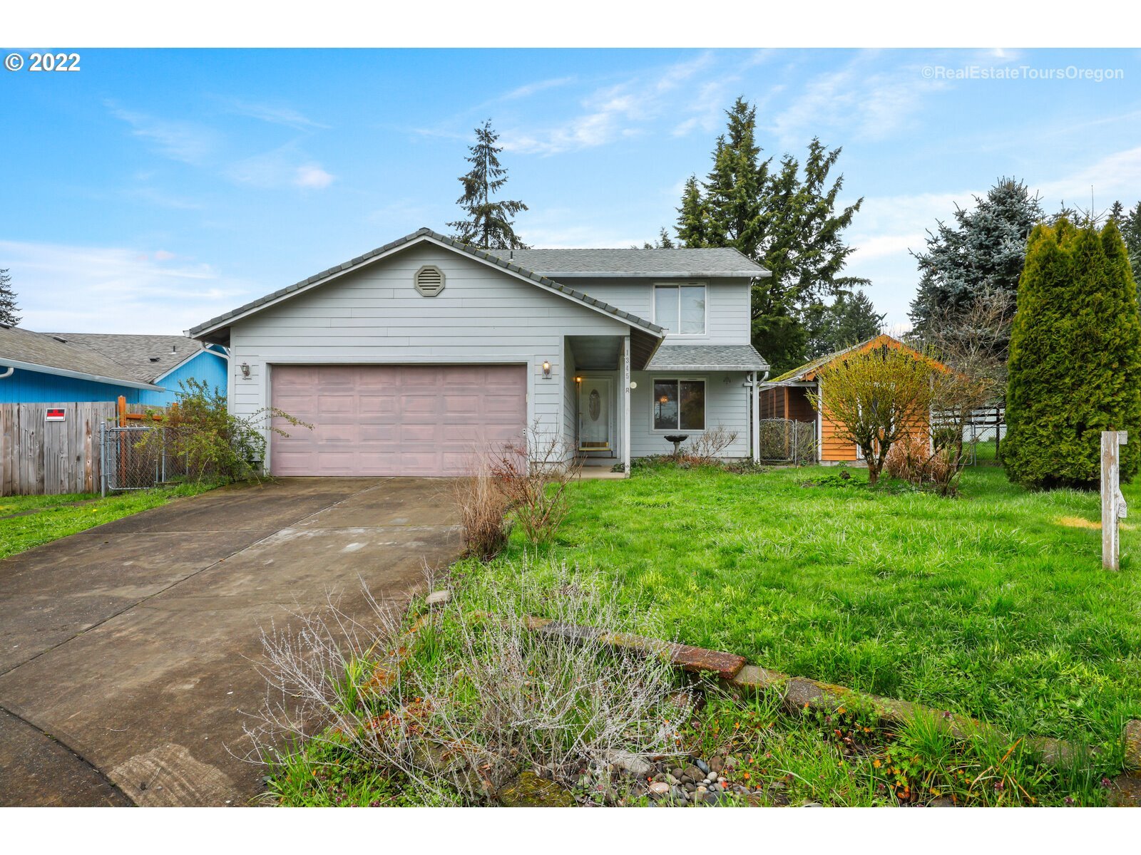 Property Photo: 1345 E 1st Cir WA 98629