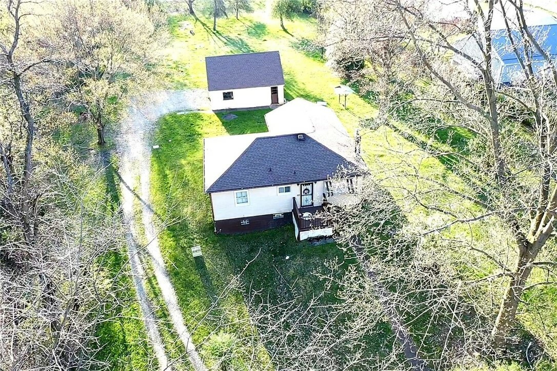 Property Photo:  106 Oak Ln  PA 15084 