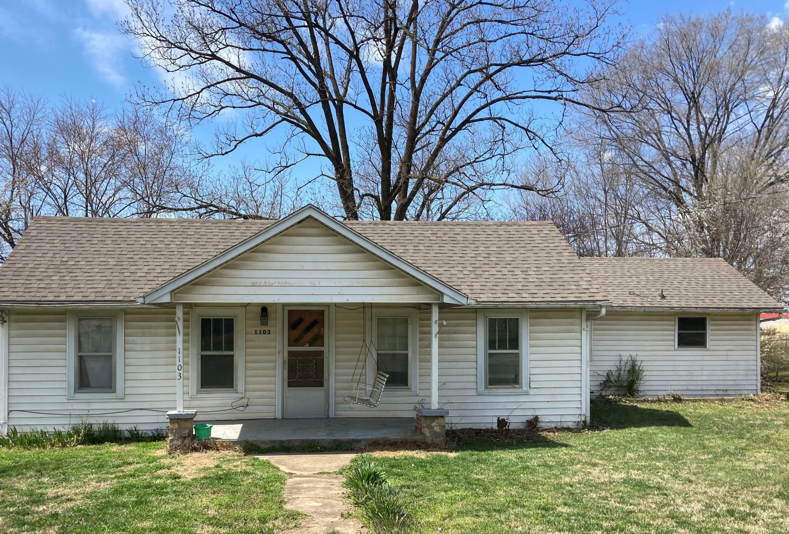 Property Photo:  1103 Garfield Avenue  MO 65775 