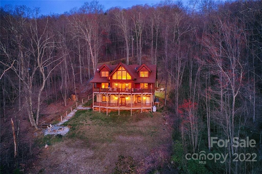 Property Photo:  1013 Hickory Nut Lane  NC 28746 