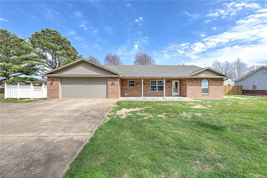 Property Photo:  2012 W Hayden Road  AR 72751 