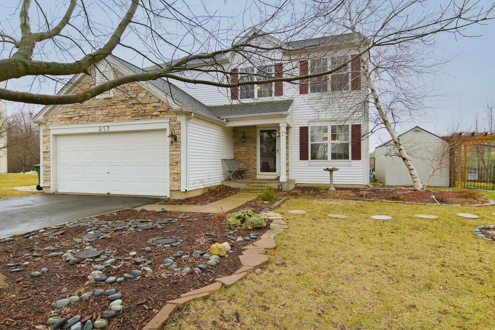 Property Photo:  257 Indian Ridge Lane  IL 60046 