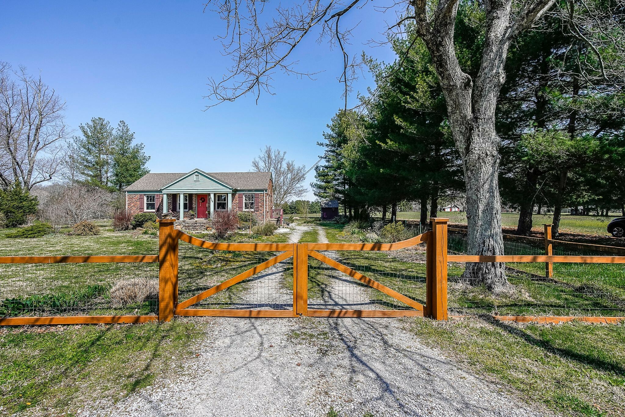 Property Photo: 5108 Rawlings Rd TN 37080