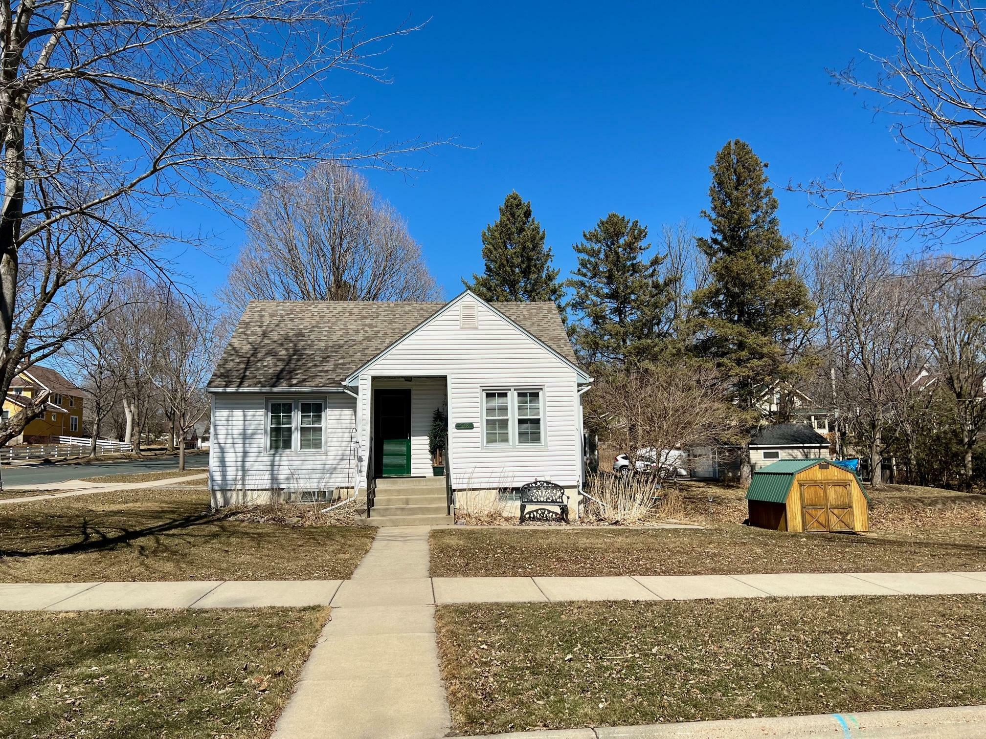 Property Photo:  518 1st Street W  MN 55057 