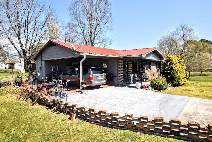 Property Photo:  183 Watts Bar Drive  TN 37381 