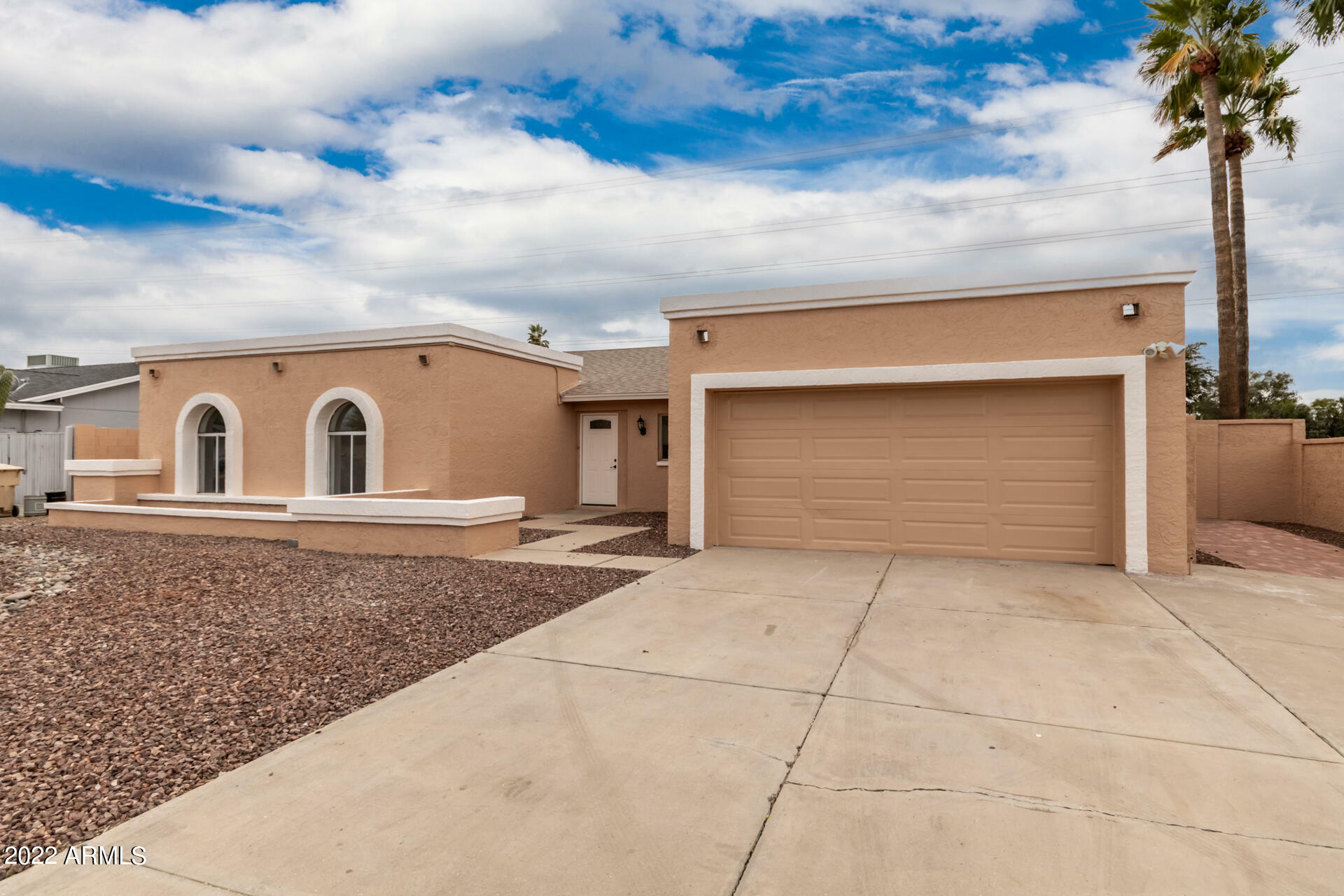 Property Photo:  6233 W Wethersfield Road  AZ 85304 