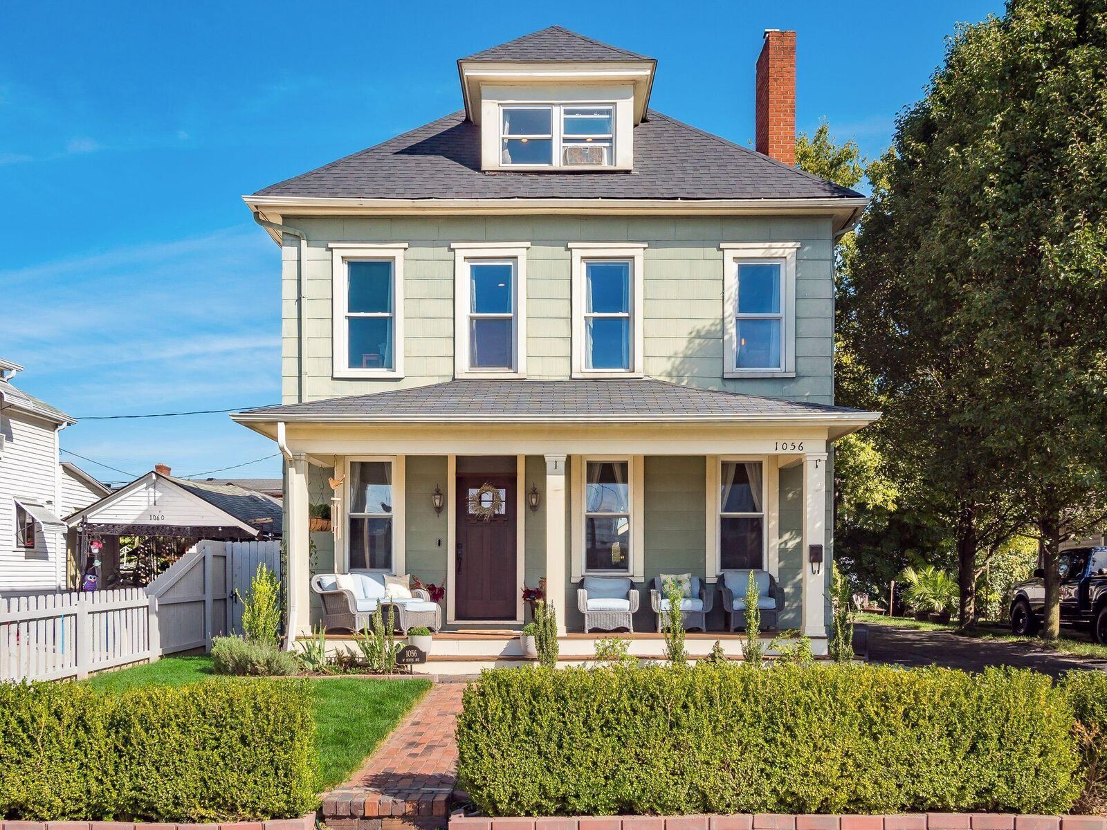 Property Photo:  1056 W 6th Avenue  OH 43212 