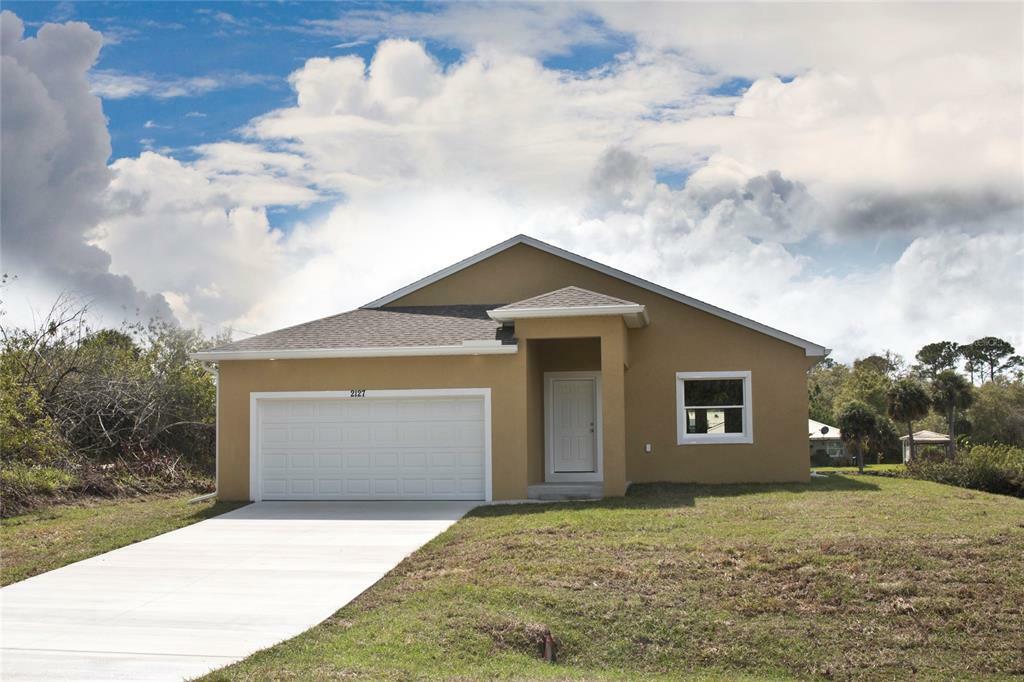 Property Photo:  2127 Cornelius Boulevard  FL 33953 