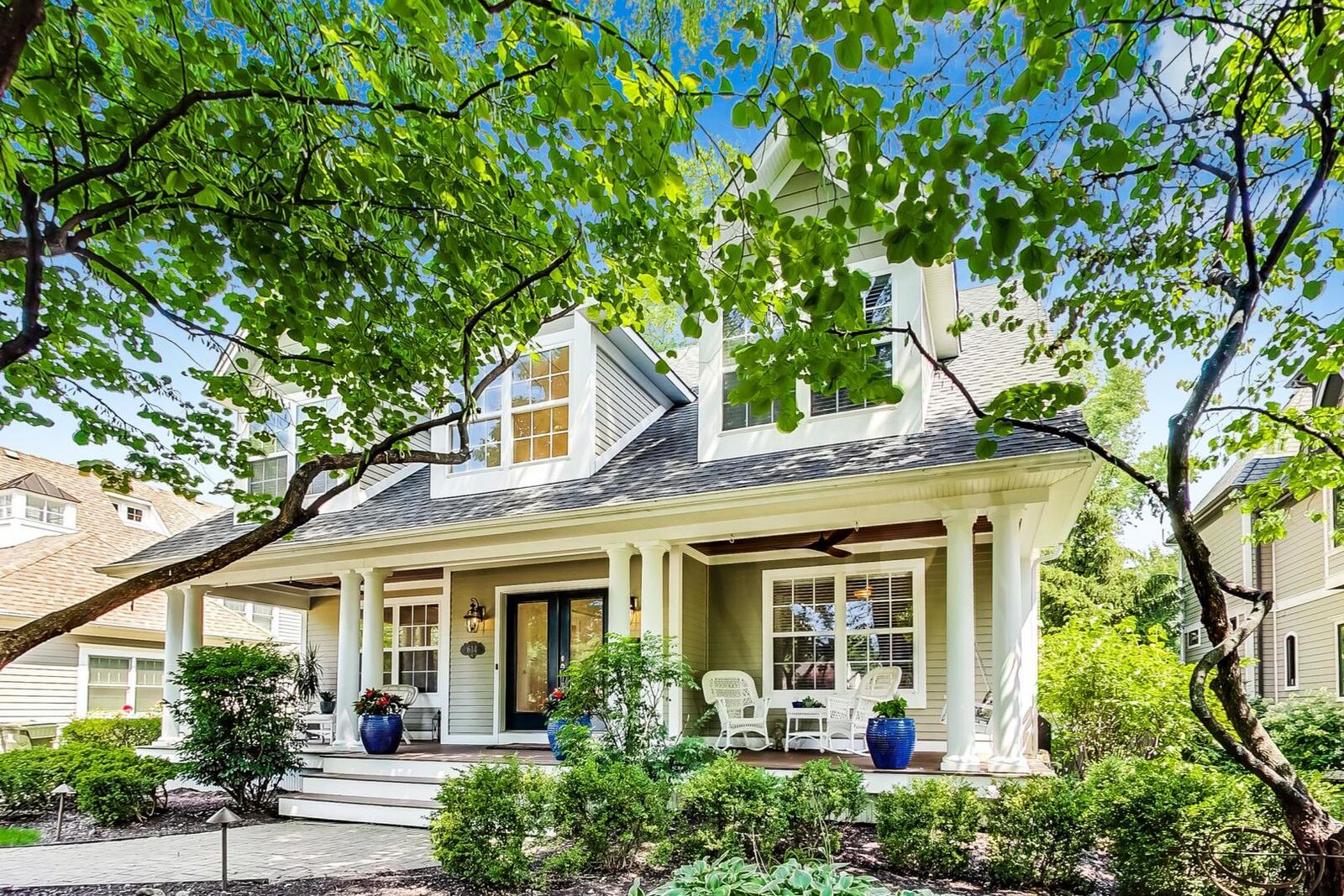 Property Photo:  614 N Eagle Street  IL 60563 