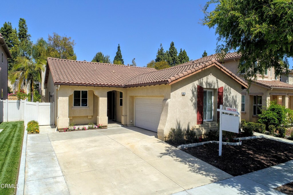 Property Photo: 10573 Candytuft Street CA 93004