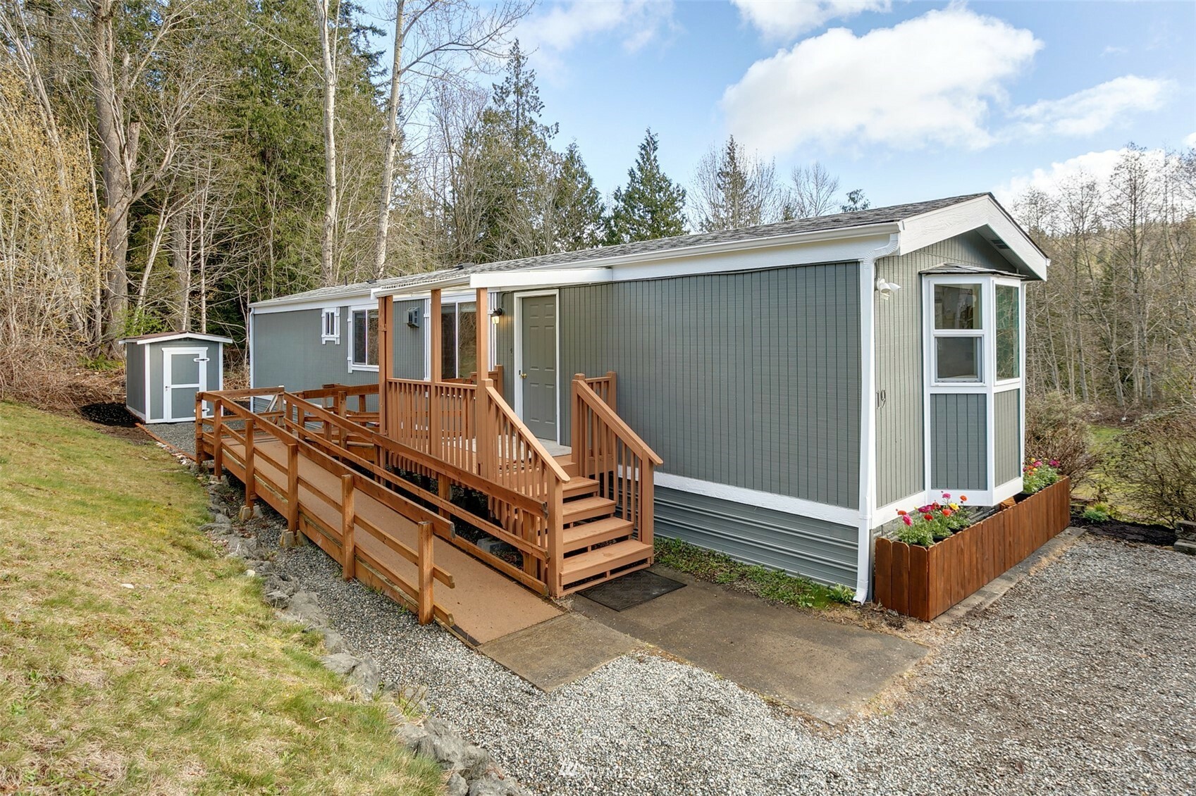 Property Photo:  2174 Yew Street Road 19  WA 98229 