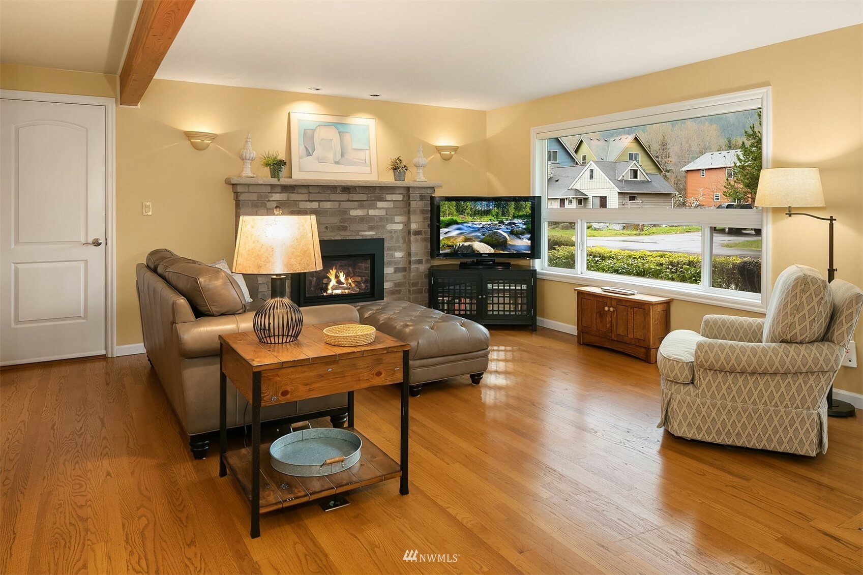 Property Photo:  145 Thrasher Avenue NE  WA 98045 