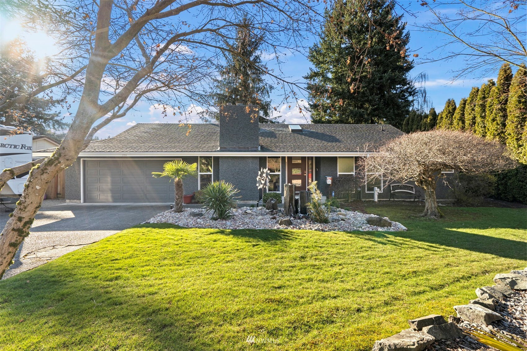 Property Photo:  1306 W Mount Drive  WA 98466 