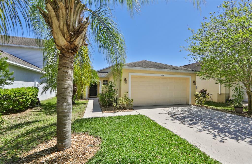 Property Photo:  806 College Chase Drive  FL 33570 