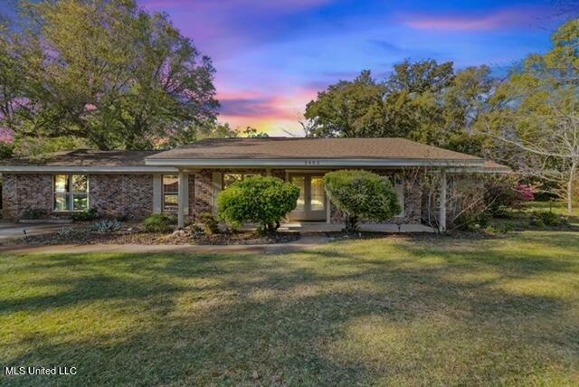 Property Photo:  2403 Demaret Drive  MS 39507 