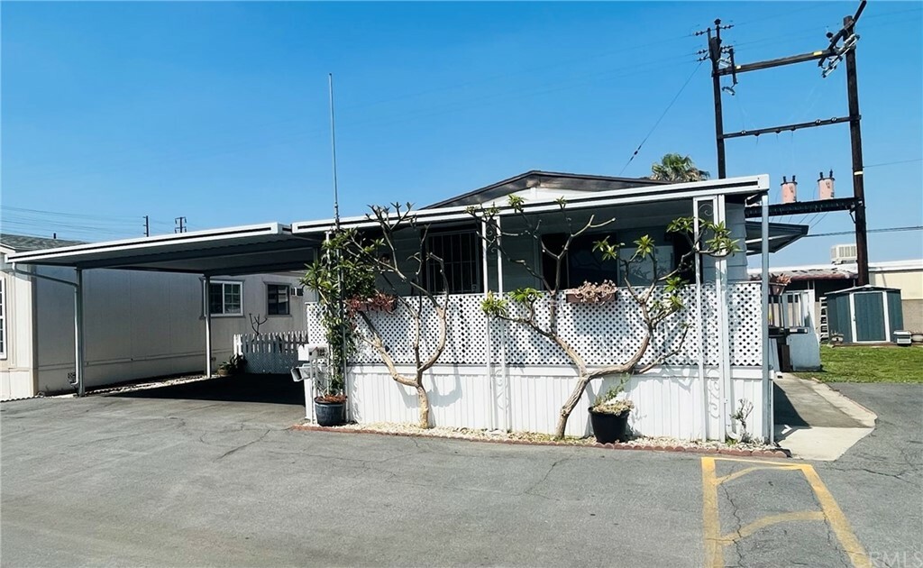 Property Photo: 16601 Garfield Ave 128 CA 90723