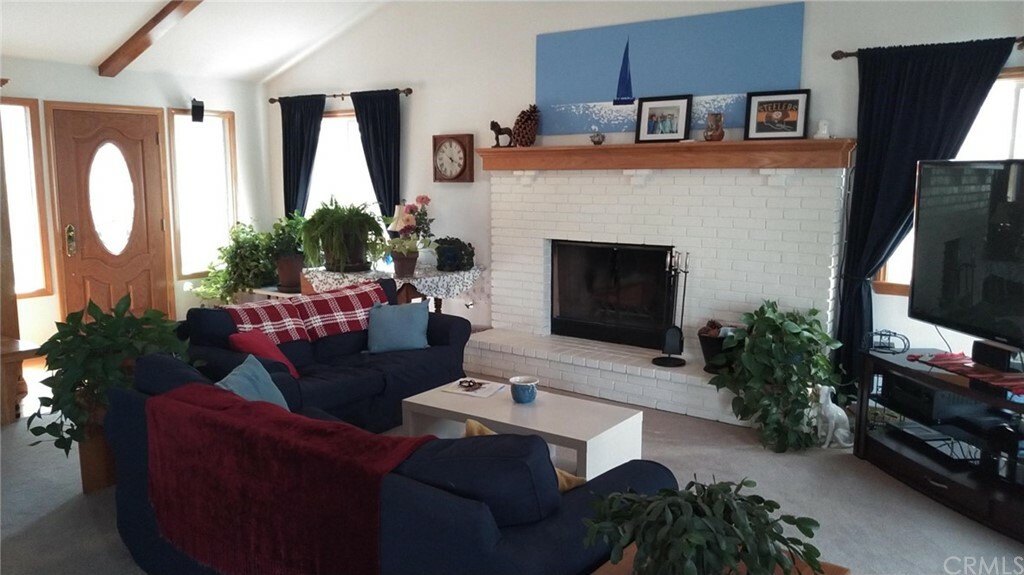 Property Photo: 28146 N Bay Road CA 92352