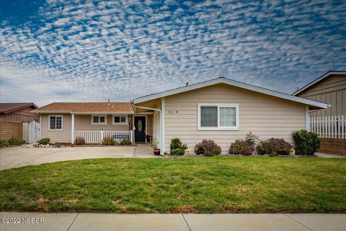 1509 W Lemon Avenue  Lompoc CA 93436 photo