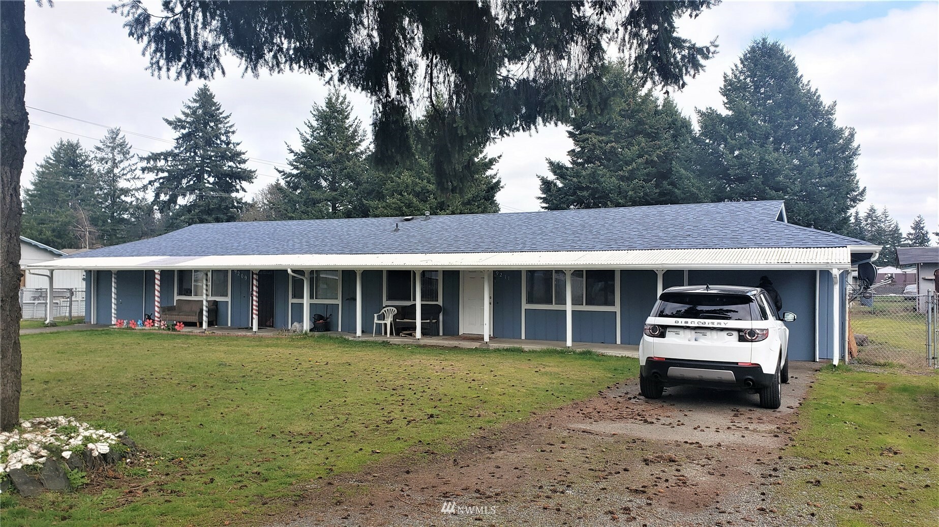 Property Photo:  9209 9211 32nd Avenue Ct S  WA 98499 