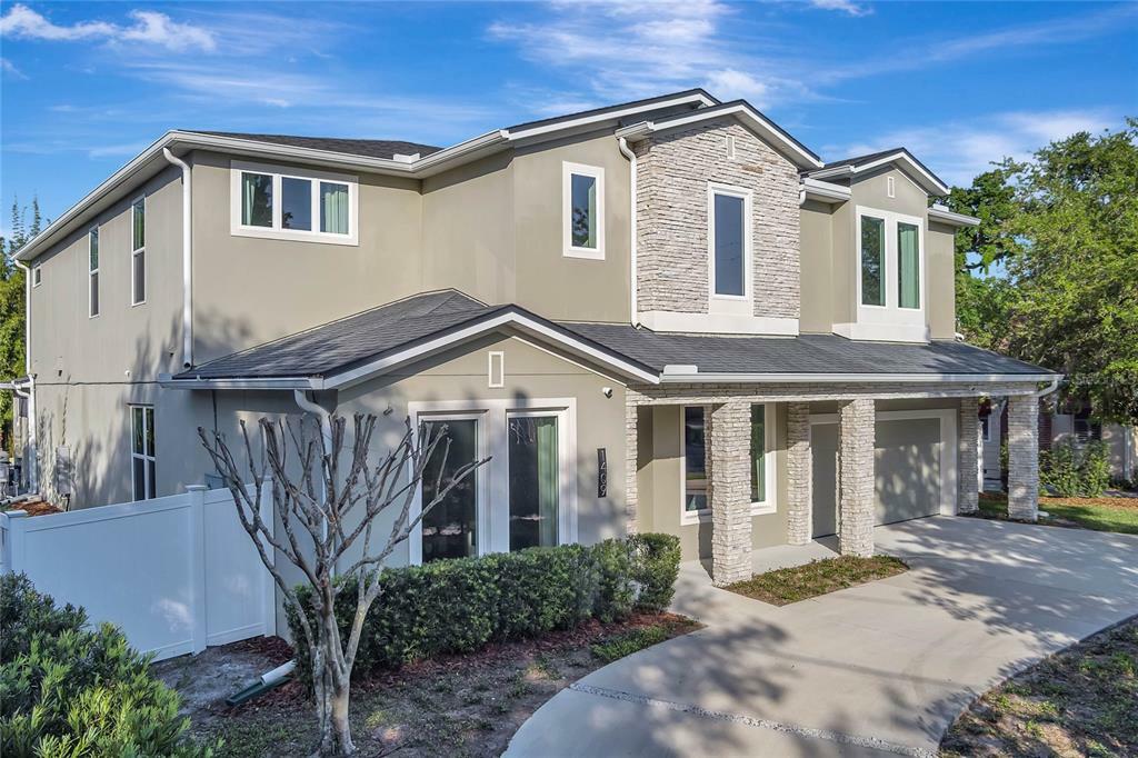 Property Photo: 1409 Briercliff Drive FL 32806
