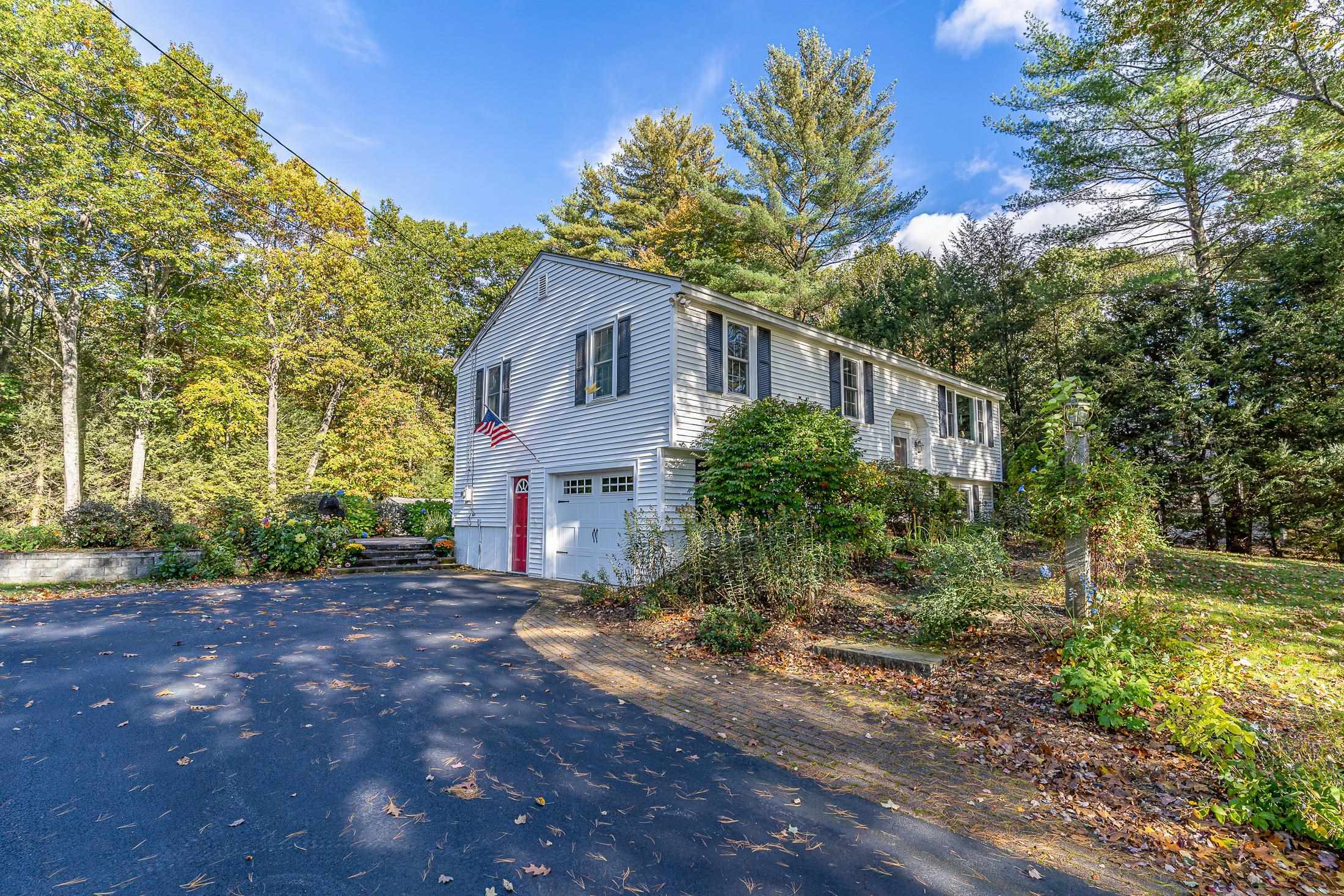 Property Photo:  22 Butterfield Lane  NH 03885 