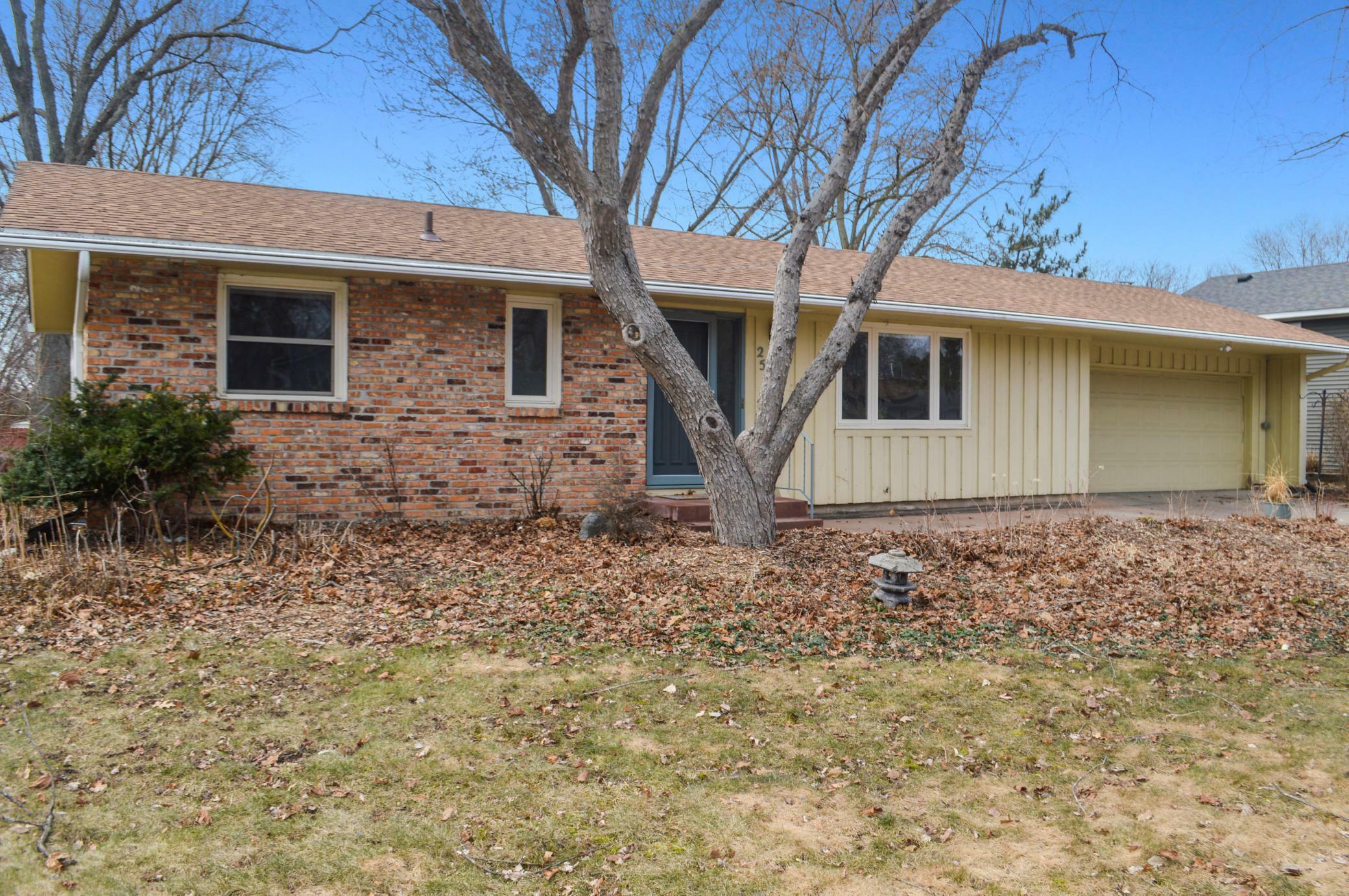 Property Photo:  2511 Croixwood Boulevard  MN 55082 