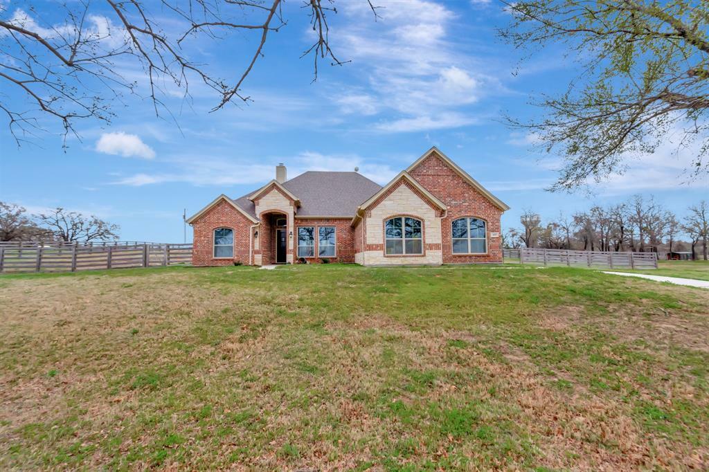 Property Photo:  669 County Road 4793  TX 76023 