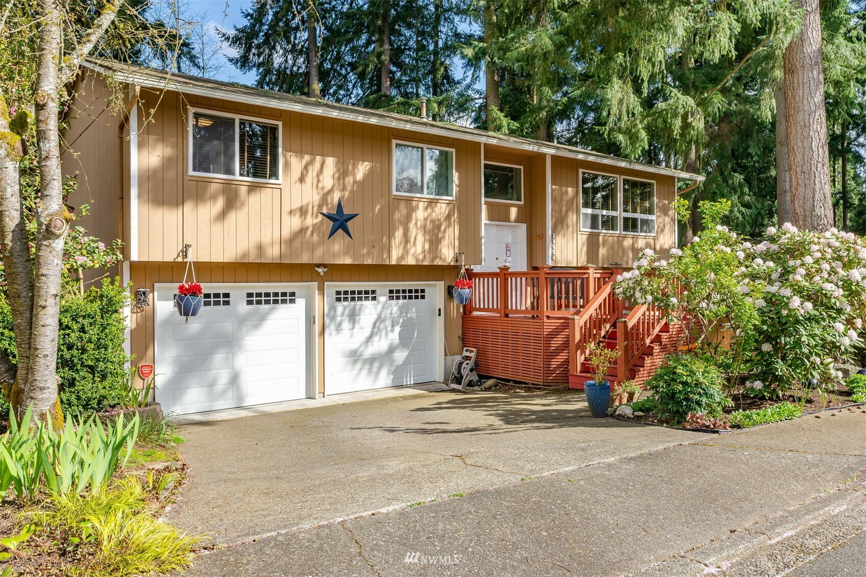 Property Photo:  18424 129th Lane NE  WA 98011 