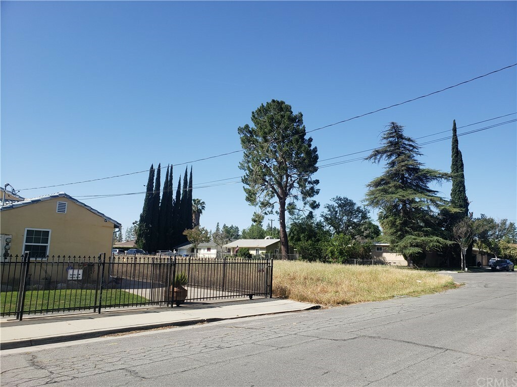 Property Photo:  0 Esperanza Street  CA 92410 