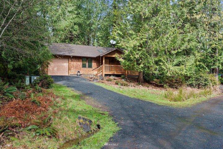 Property Photo:  107 E Liberty Road  WA 98584 