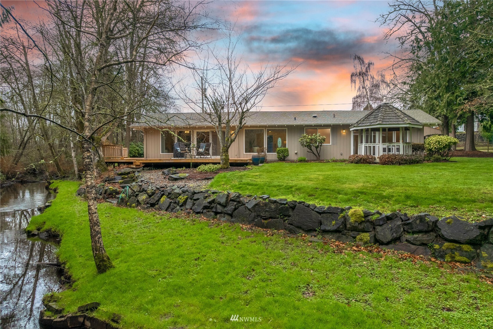 Property Photo: 5624 53rd Street W WA 98467