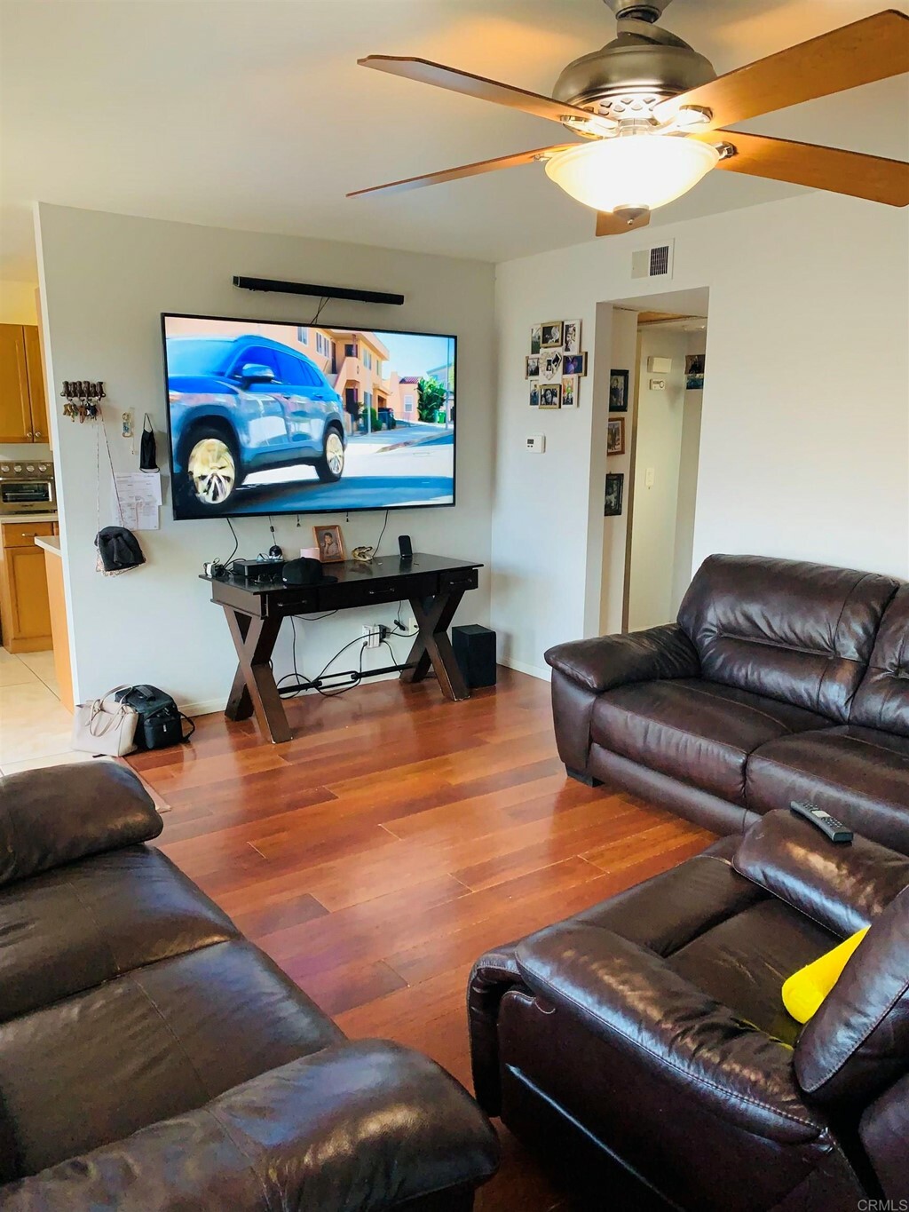 Property Photo:  4527 Avenida Calafia  CA 92057 
