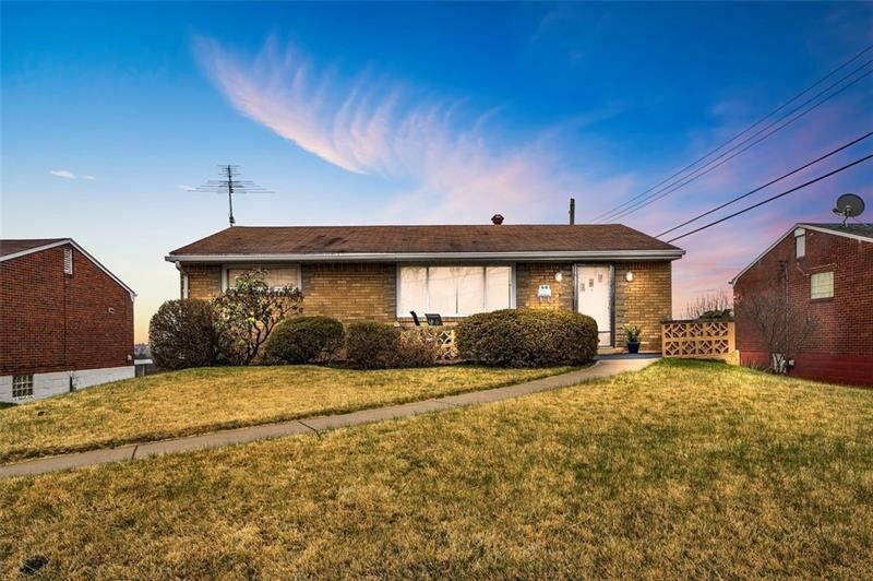 Property Photo:  616 Camp Hollow Rd  PA 15122 