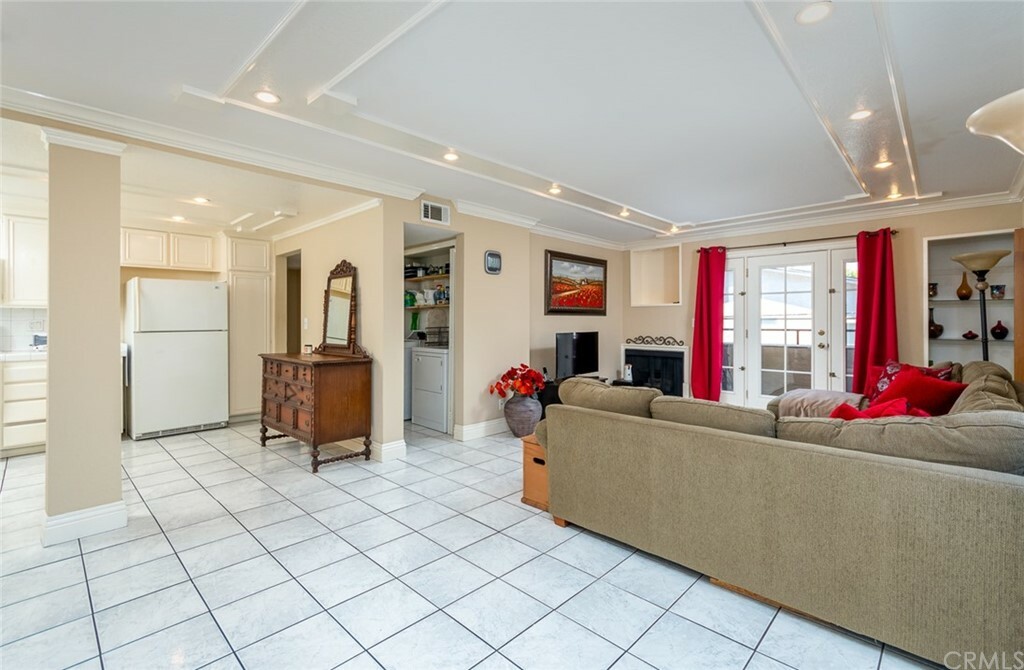 Property Photo: 631 E Santa Anita Avenue 6 Or F CA 91501