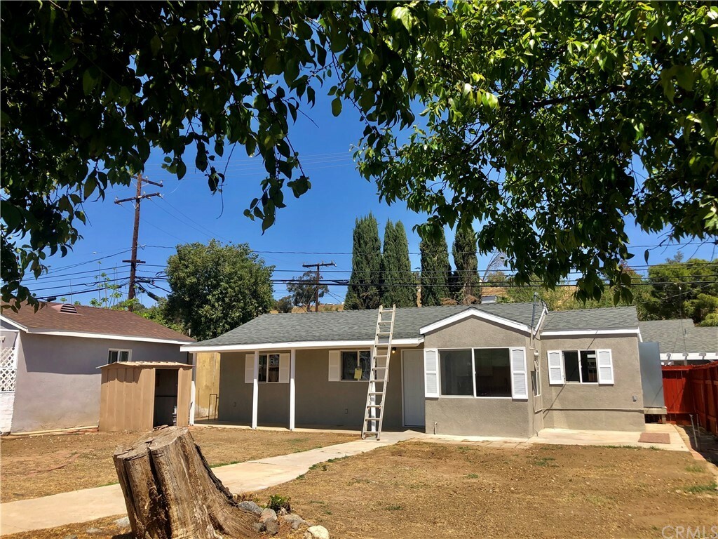 Property Photo:  16432 Lakeshore Drive  CA 92530 