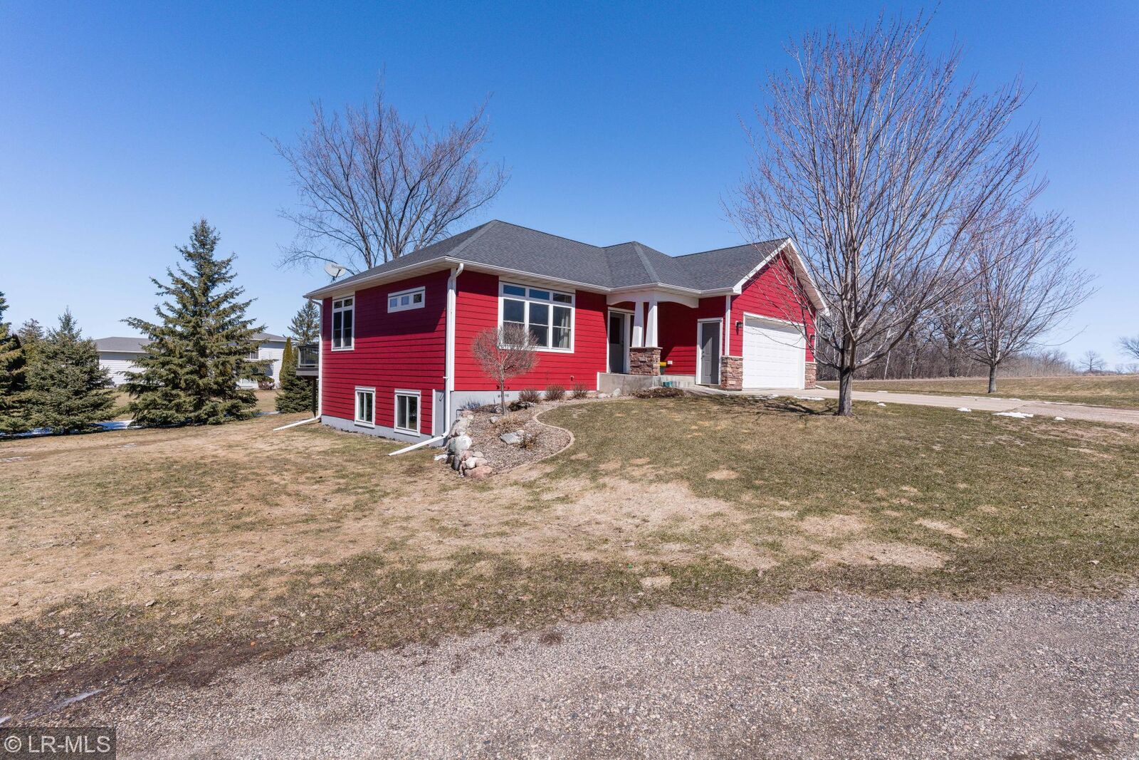 Property Photo:  1411 Deerfoot Lane  MN 56537 
