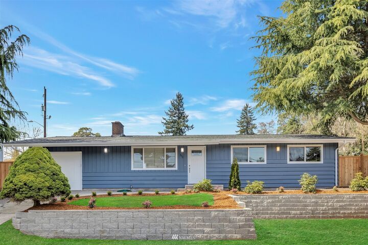 Property Photo: 306 S 128 Street WA 98168