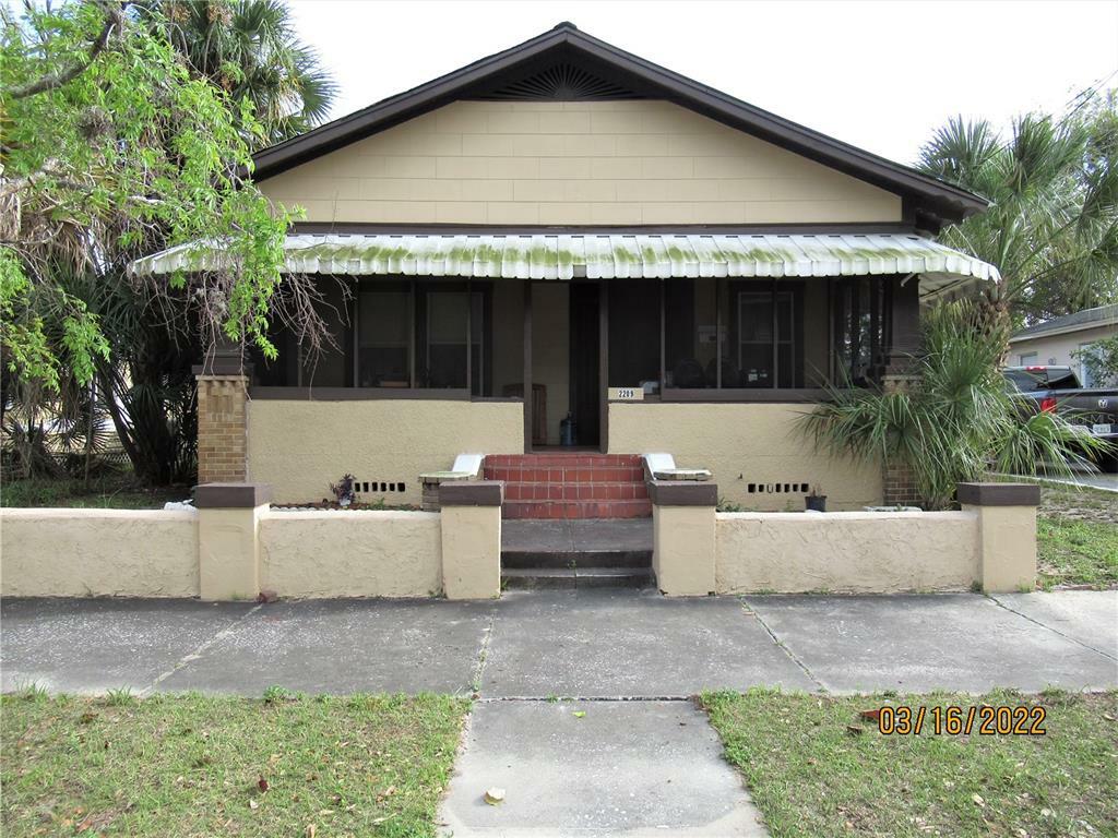 Property Photo: 2209 E 3rd Avenue FL 33605