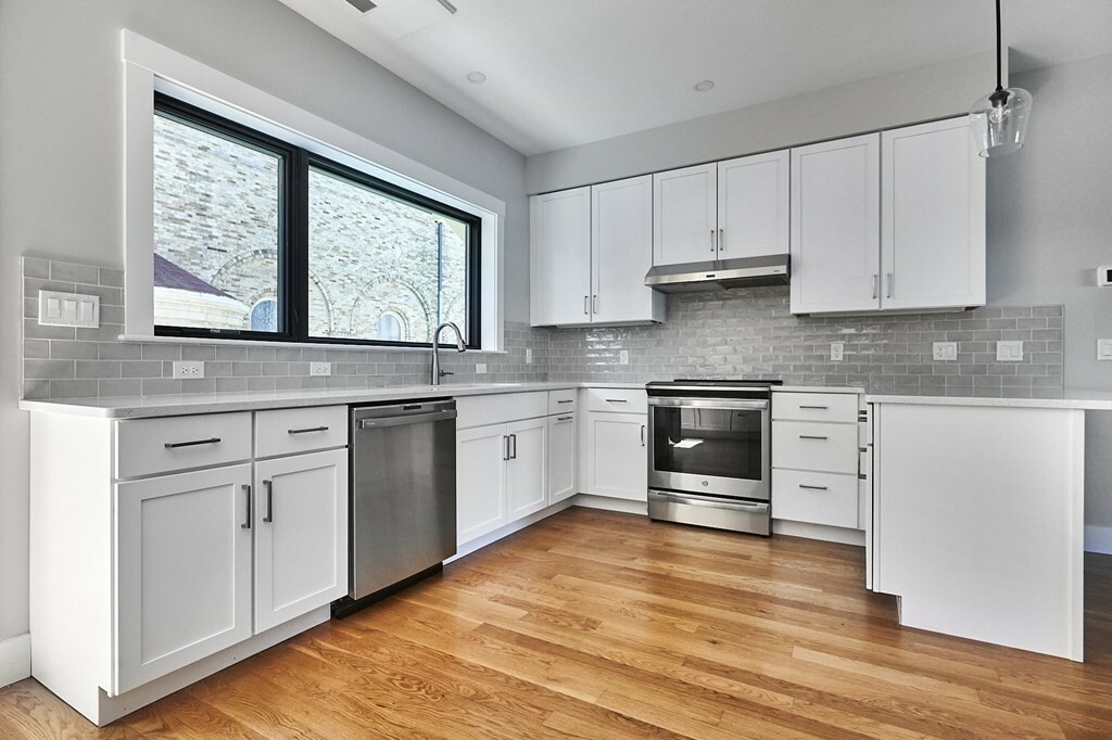 Property Photo: 10 Hawley Street 2B MA 01060