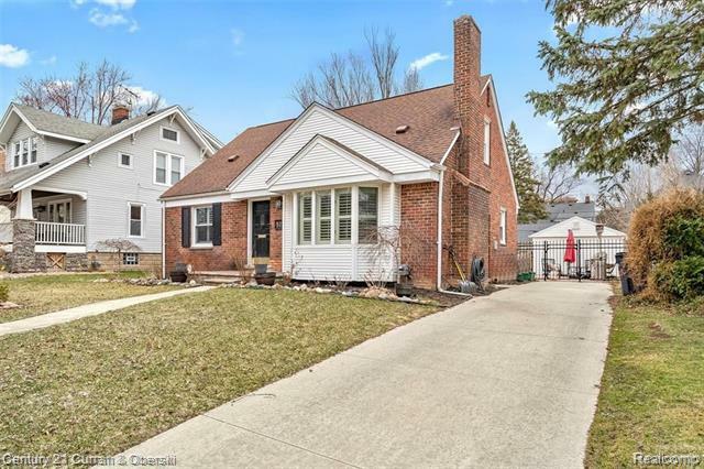 Property Photo:  523 S Laurel Street  MI 48067 