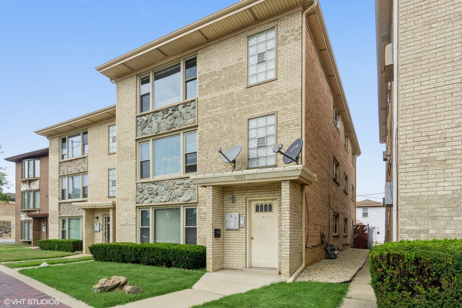Property Photo:  8222 Grand Avenue  IL 60171 