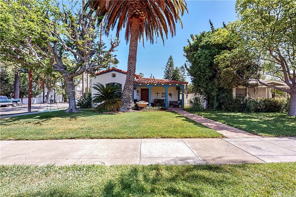 Property Photo:  630 N Clementine Street  CA 92805 