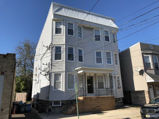 Property Photo:  605 Elm Street 2L  NJ 07032 