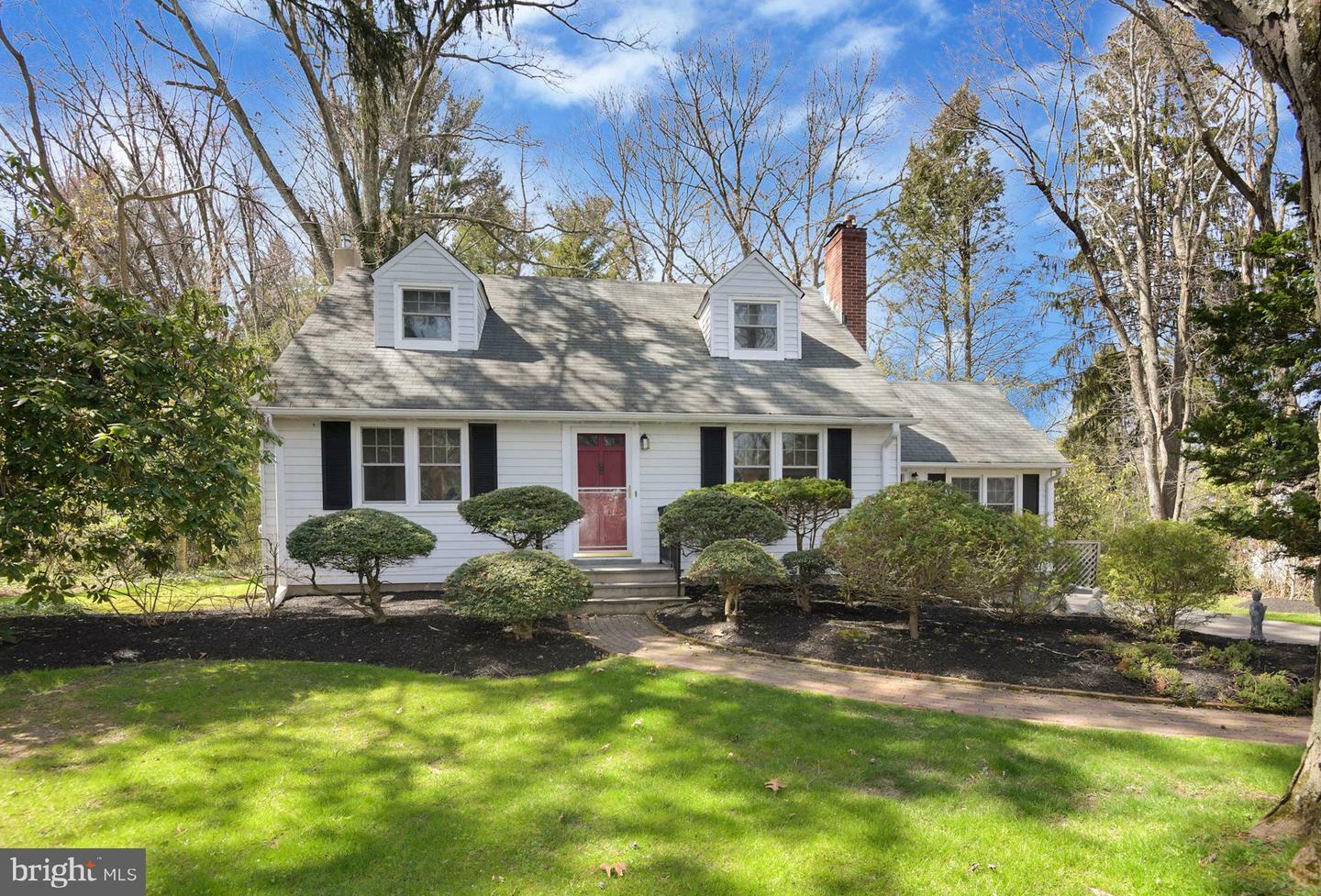 Property Photo: 798 Kingston Road NJ 08540