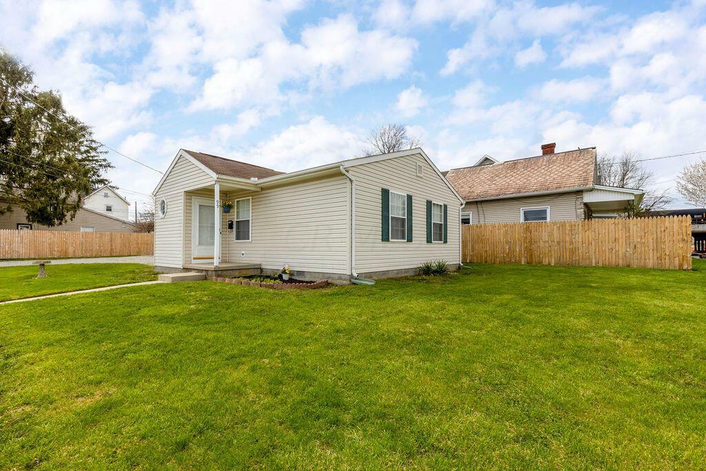 Property Photo: 99 S 4th Street OH 43055
