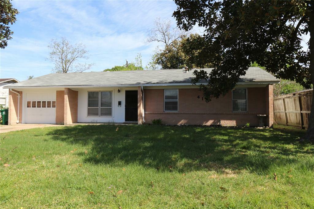 Property Photo:  410 W Obion Road  TX 77091 