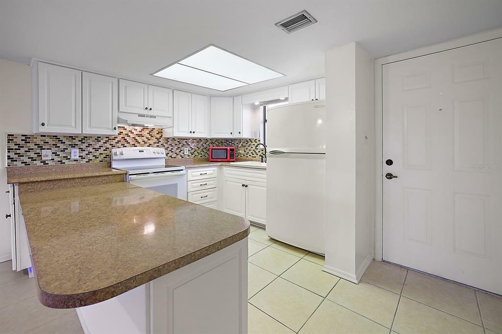 Property Photo:  4300 Baywood Boulevard B104  FL 32757 